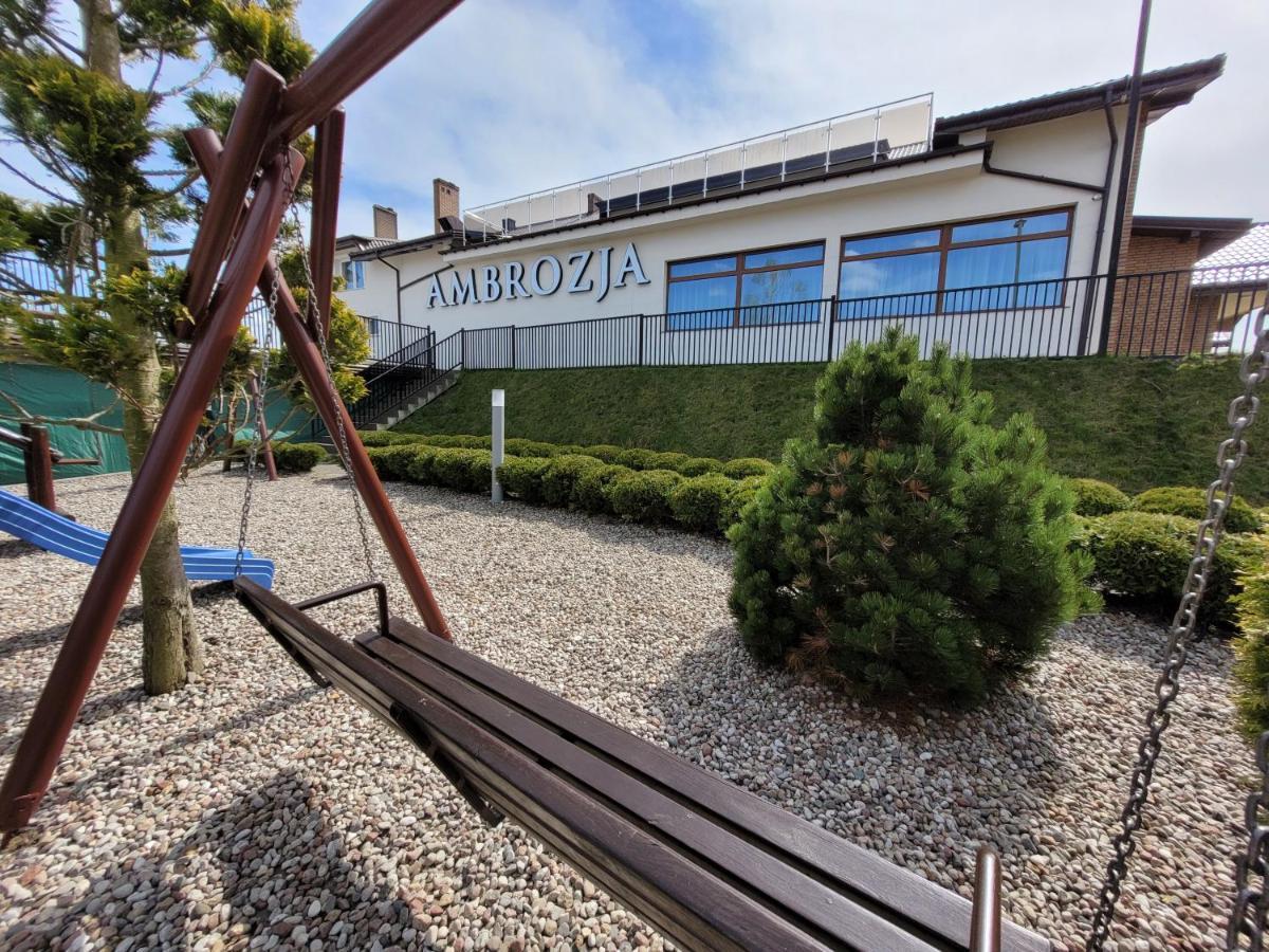 Apartahotel Ambrozja *
